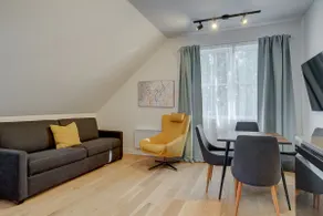 Loft at 913 Shefford - Image 2