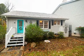 Jo Mac Cottage- Quiet Home near UNC Chapel Hill - Image 4