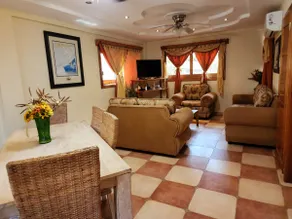 Cheerful 2-bedroom villa with shared pool - Image 3