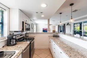Naples - heated pool with 3BR/2BA, house - Image 5