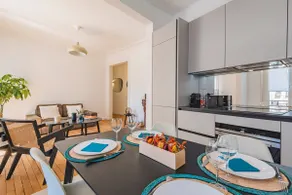 Entire home with parking in the heart of Reims - Image 4