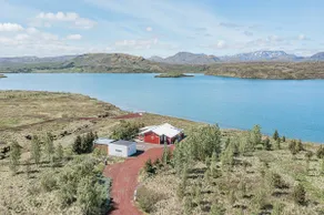 Beautiful lakehouse by the golden circle - fishing - Image 3