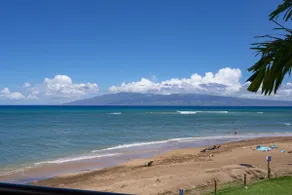OCEAN FRONT 2Bd/2Ba Condo with AC - Sands Of Kahan - Image 3
