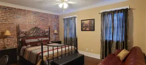 Cozy Victorian Home in Prime Location Little Italy - Image 5