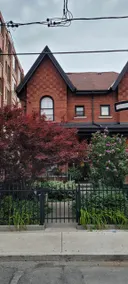 Cozy Victorian Home in Prime Location Little Italy - Image 3