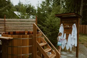 Charming, dog-friendly cabin with cedar hot tub - Image 3