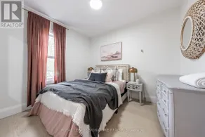 Luxurious House near heart of downtown-King Bed - Image 2