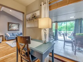 Quiet, secluded feel in this lovely 3 bedroom home - Image 3