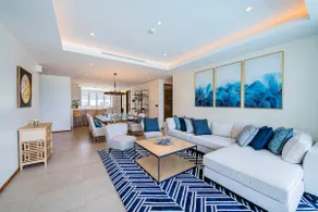 Beachfront Residences - Stunning Sea and Lake View - Image 4