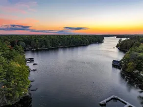 Waterfront 3 BR Cottage 4 Seasons Gravenhurst Heat - Image 3