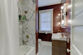 Serene and Stylish Classic Apartment in Midtown! - Image 3