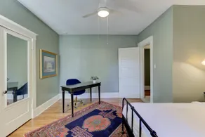 Serene and Stylish Classic Apartment in Midtown! - Image 5