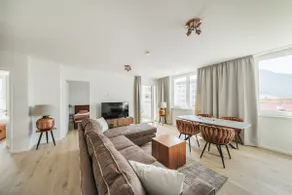 2-room apartment overlooking the lake - Image 4
