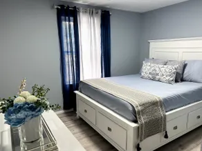 3 bedroom ranch home with backyard privacy - Image 4