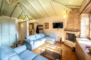 Villa Korfes | Comfort & Privacy for Large Groups - Image 4