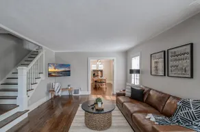 Home Sweet Omaha! Darling 4 bedroom in Dundee! E - Image 4