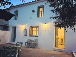 Isola Guest House - Image 2