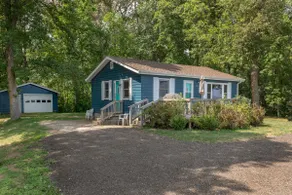 Lakeside Mille Lac Cabin - Image 5