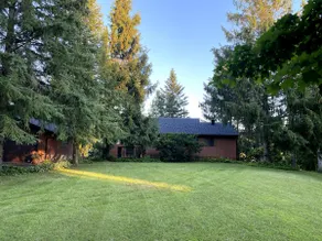Cedar Lodge | Peaceful Waterfront Escape - Image 2