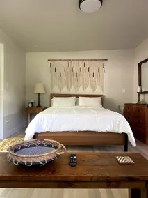 Peaceful Cottage-in Private 5-acre field - Image 4