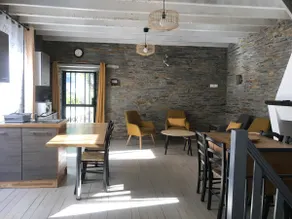 Cozy house with terrace, enclosed garden, parking - Image 2