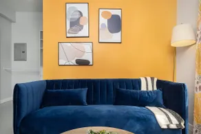 Modern Uptown Apartment - Clean & Close to Train! - Image 5