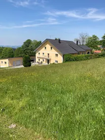 Very well-kept house in the Bavarian Forest, quietly located - Image 2