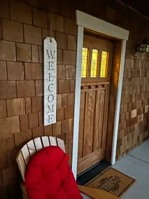 Whidbey House 3 BR 2 BA Porch & Patio: Watch for Deer and Bunnies. Sleeps 6-7 - Image 2