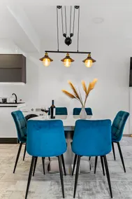 Hi-Lux Parliament 3BR Apartment - Free Parking - Image 2
