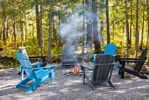 Up North 31 King Bed Hot Tub Pet Friendly Sleeps 8 - Image 3