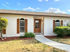 Newly Renovated Home | 3BR Home in Prime Location - Image 2