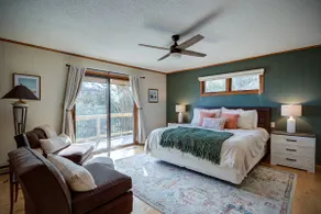 Mtn Retreat with Fireplace, Views, and Large Porch - Image 4