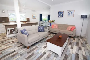 Big family holiday house for Woodgate Beach life - Image 2