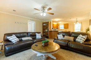 3 Bedrooms near Wild Adventures - Image 4