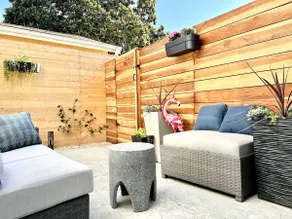 Modern Designer Downtown Townhouse Secure Parking - Image 5