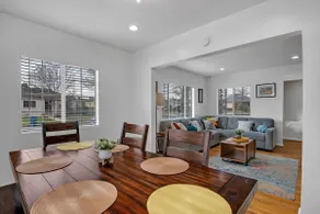 Boho 5BR/3BA Alhambra | Sleeps 10 | Self Check-in - Image 3