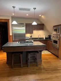 Cozy Coach House in Evanston, near Lake/NU - Image 2