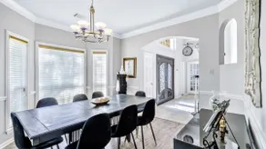 Jacuzzi & Pool 3,500 SF Fashion Gallery Home - Image 5
