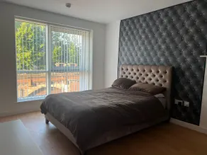 Flat with free parking in Gunwharf Quays - Image 3