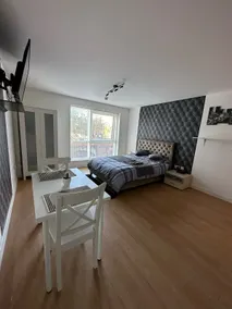 Flat with free parking in Gunwharf Quays - Image 2