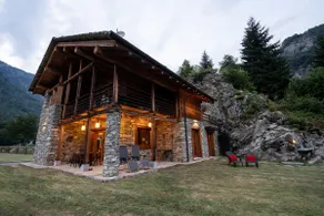 Chalet Walser | 2,500 m² of nature and privacy - Image 2
