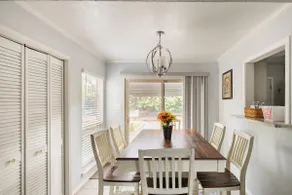 Cozy Townhouse near Lake w Covered Parking - Image 2