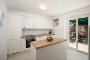 Modern renovated stone house near Rovinj - Image 3