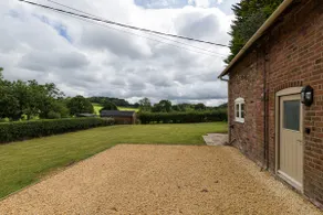 Remote Cosy Cottage, Rural Estate, Staffordshire - Image 2
