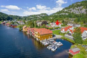Fantastic 2-bedroom apartment near fjord and beach - Image 2
