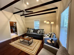 NEW! Clean,bright cottage walking dist to DT Aiken - Image 2