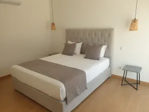 Adorable double room in grounds of historic house - Image 5