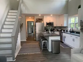 Swordfish Suite DOG friendly- Pup Shed Retreat - Image 3