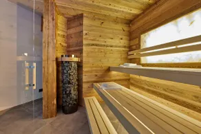 Spirit of Deer – Private Sauna & Hot Tub - Image 5