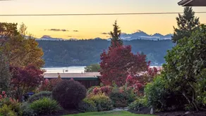 Poulsbo 6br, 2.5 Bath Liberty Bay & Mountain Views - Image 4
